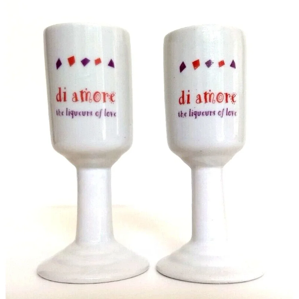 PAIR Di Amore Ceramic Pedestal Shot Glasses White‎ Cordial The Liqueurs Of Love